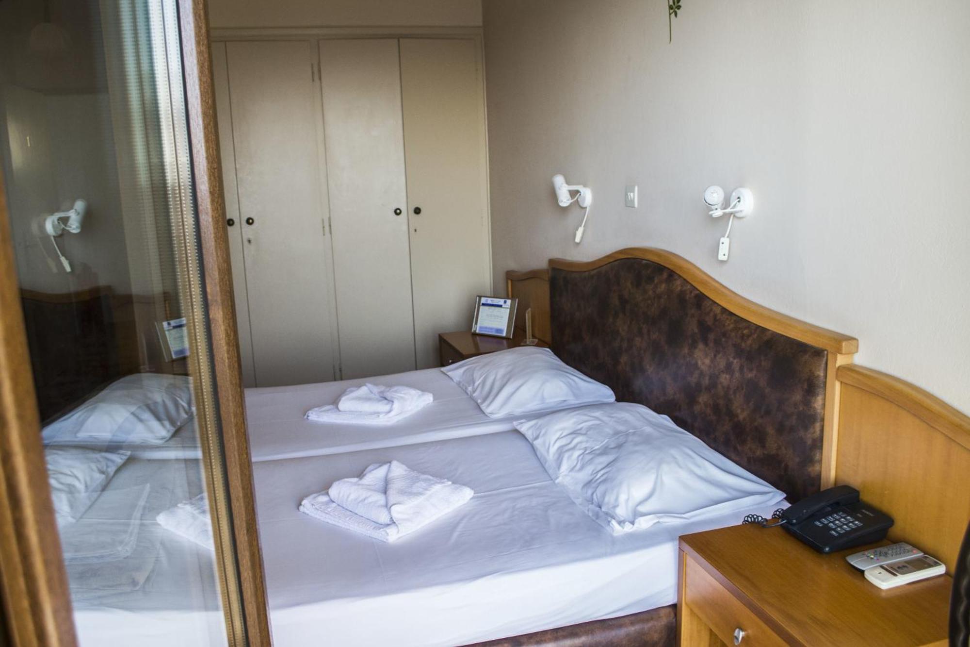 Sappho Hotel Skála Eresoú Quarto foto
